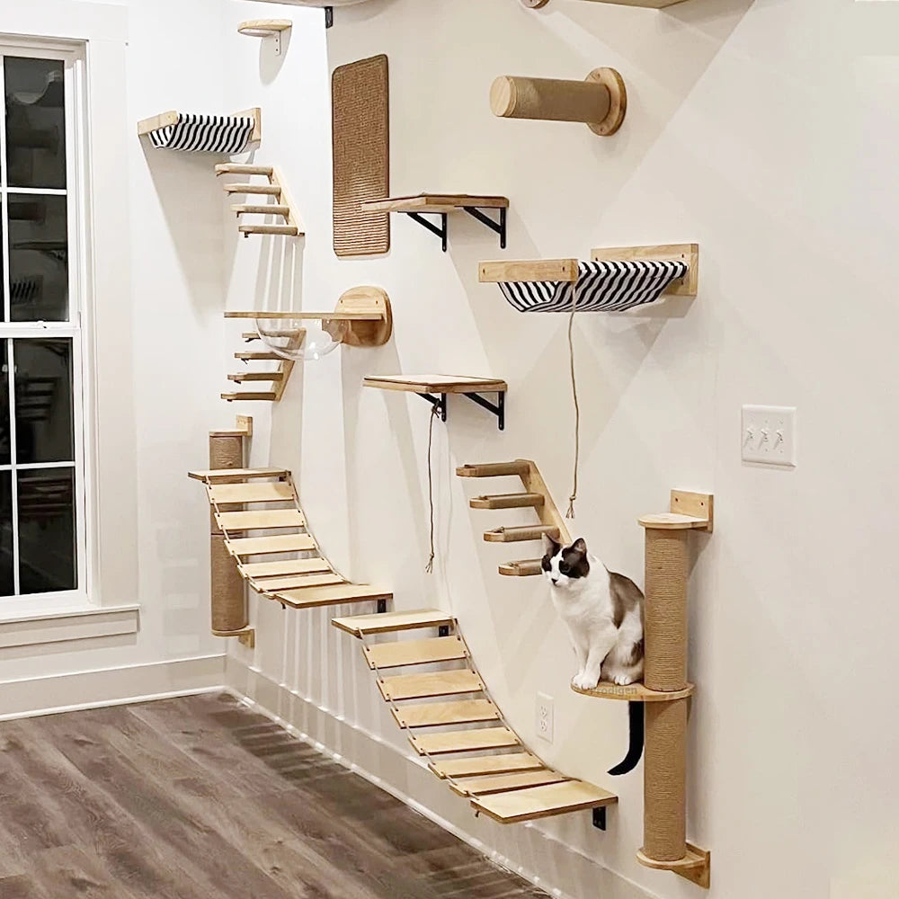 Arbre a chat mural en bois escalier Strada