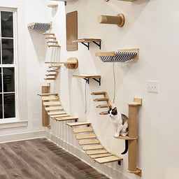 Arbre a chat mural en bois escalier Strada